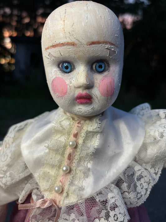 WTFCreepyDolls- Elisbet